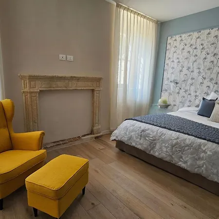 Tosi - Luxury In Veneta Apartment